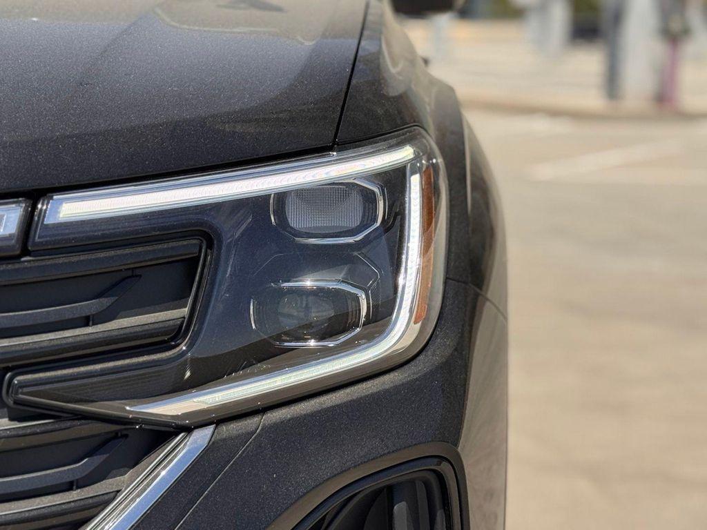 new 2025 Volkswagen Atlas Cross Sport car, priced at $39,248
