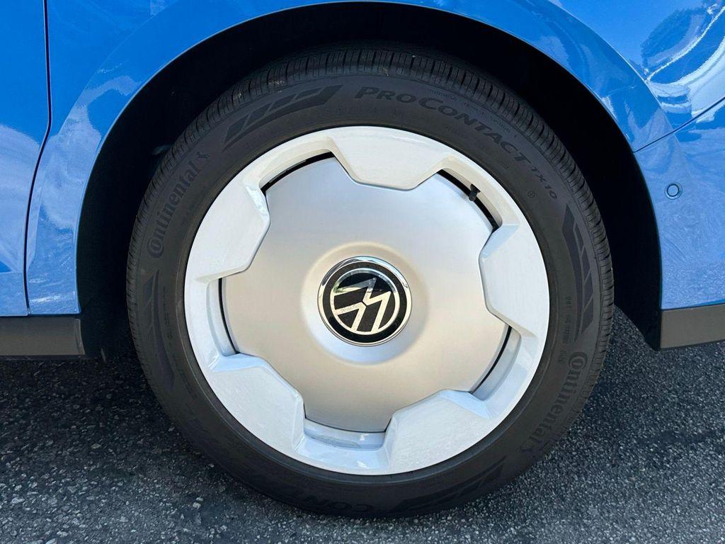 new 2025 Volkswagen ID. Buzz car