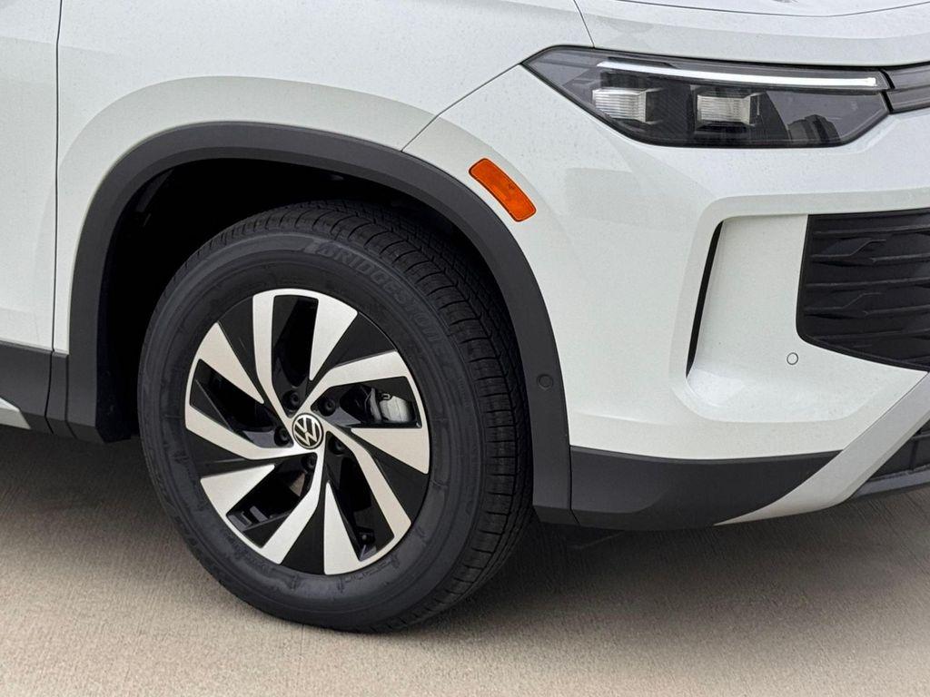 new 2025 Volkswagen Tiguan car, priced at $31,515