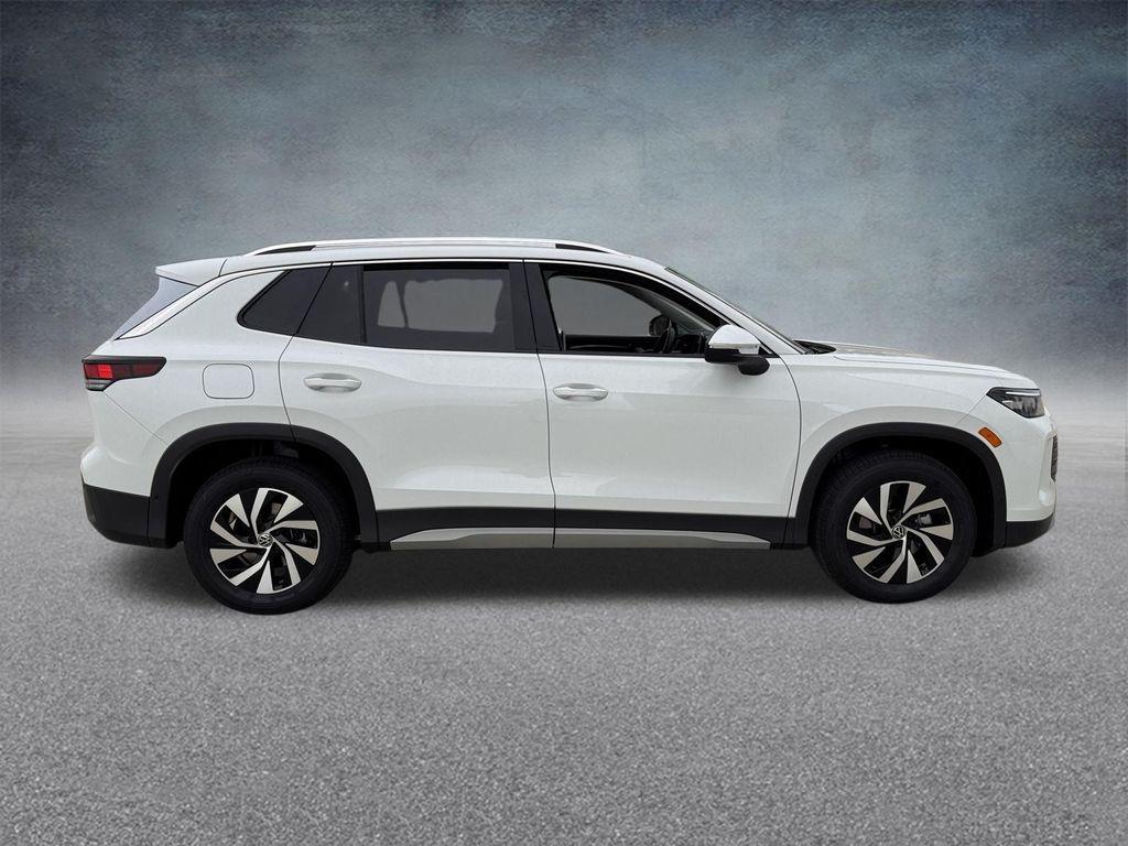 new 2025 Volkswagen Tiguan car, priced at $31,515