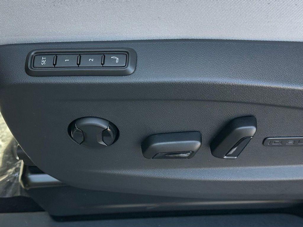 new 2025 Volkswagen ID. Buzz car