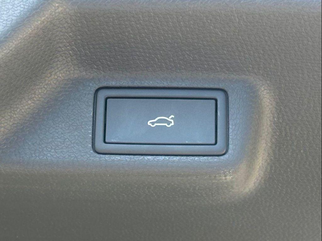 new 2025 Volkswagen ID. Buzz car