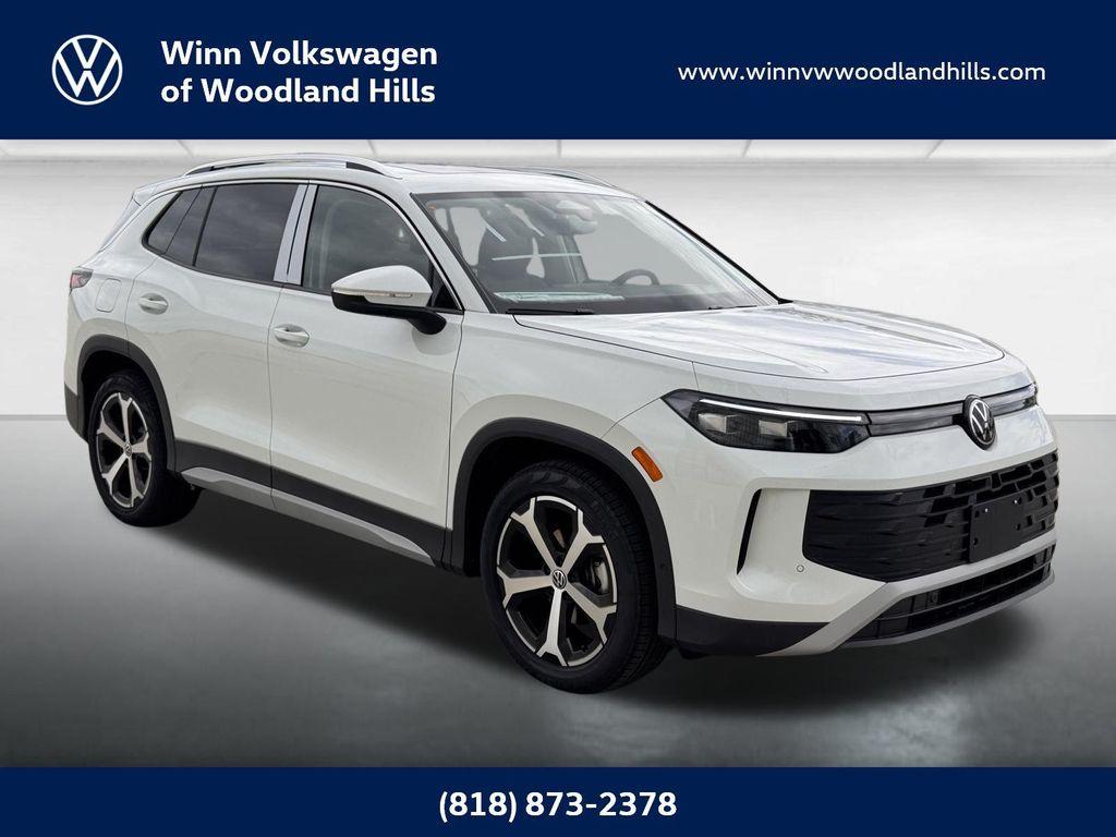 new 2025 Volkswagen Tiguan car, priced at $36,676