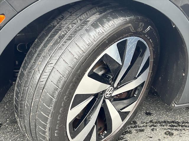 used 2021 Volkswagen ID.4 car, priced at $23,995