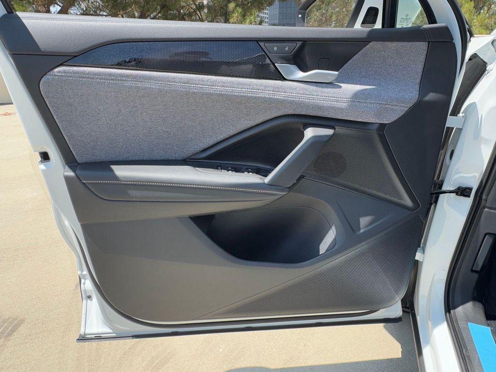new 2025 Volkswagen Tiguan car, priced at $31,515