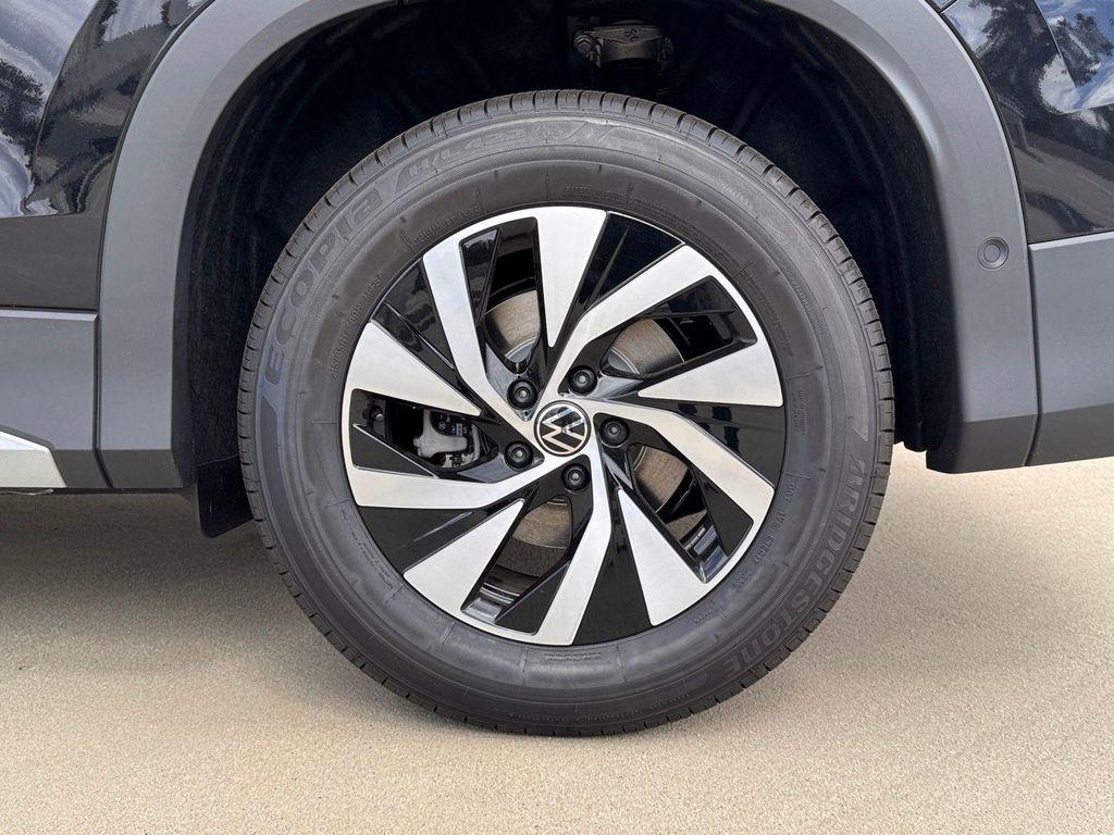new 2025 Volkswagen Tiguan car, priced at $32,271