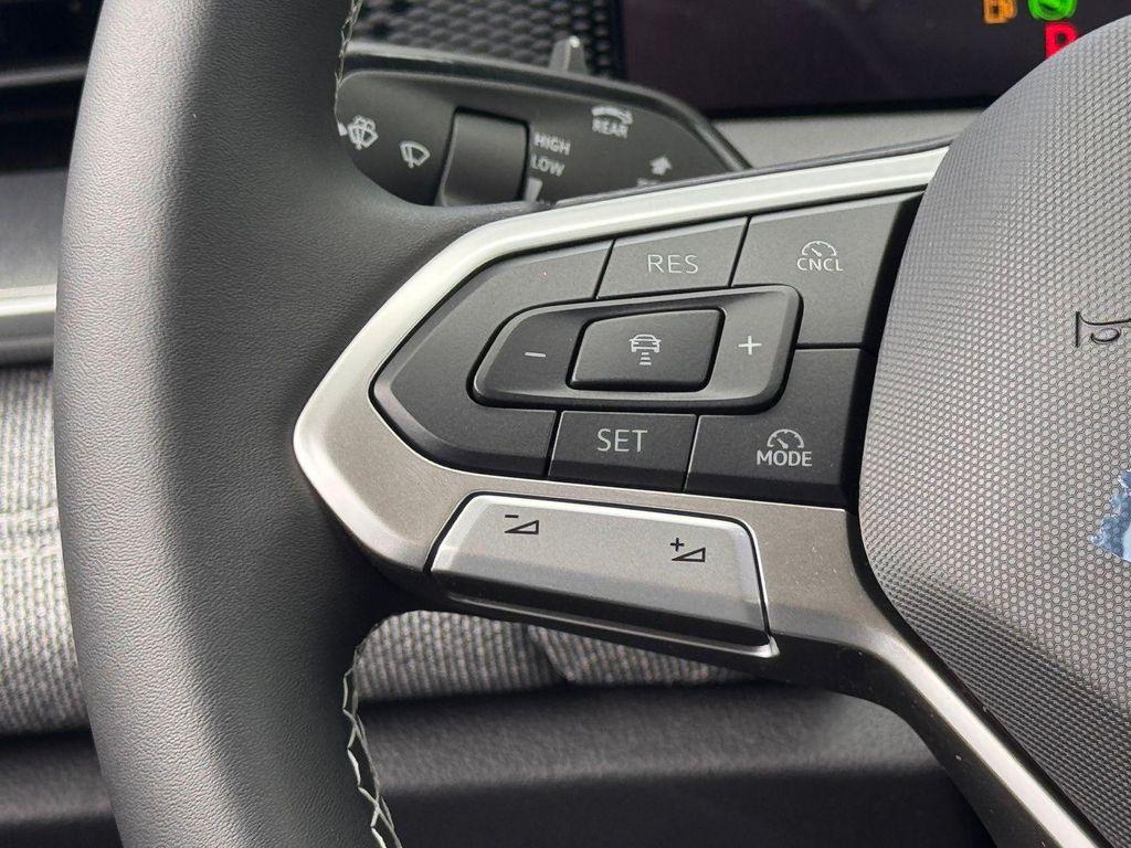 new 2025 Volkswagen Tiguan car, priced at $32,271