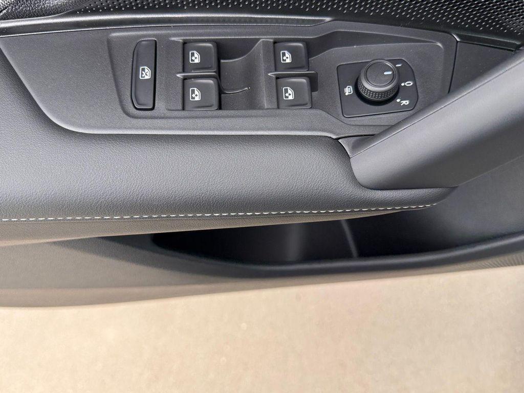 new 2025 Volkswagen Tiguan car, priced at $32,271