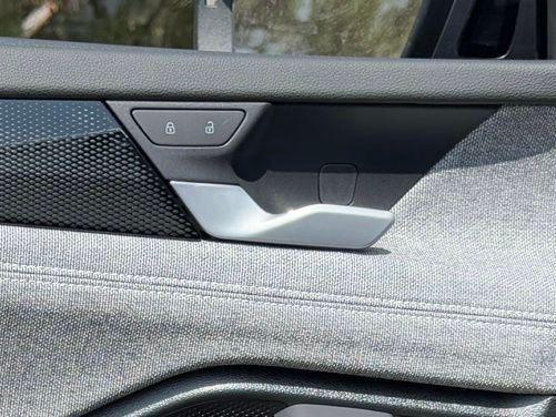 new 2025 Volkswagen Tiguan car, priced at $32,682