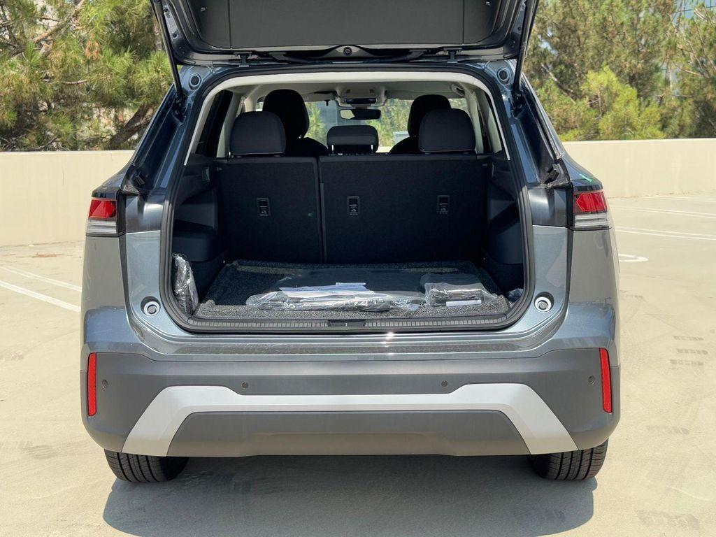 new 2025 Volkswagen Tiguan car, priced at $32,682