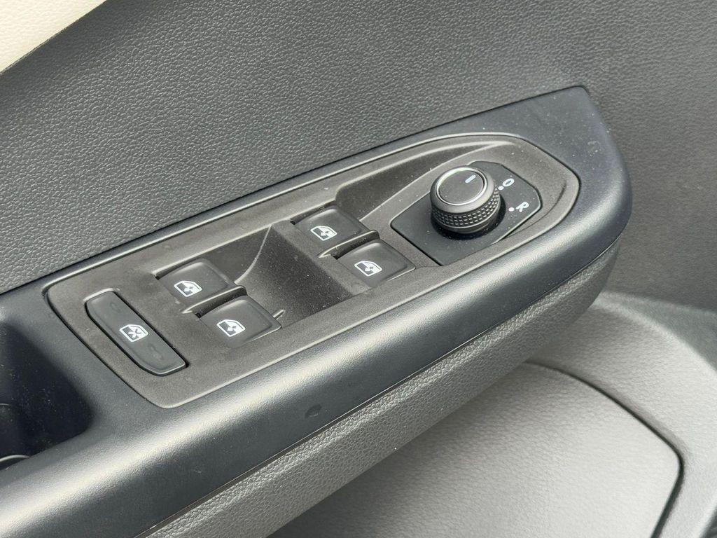 new 2025 Volkswagen Taos car, priced at $27,752