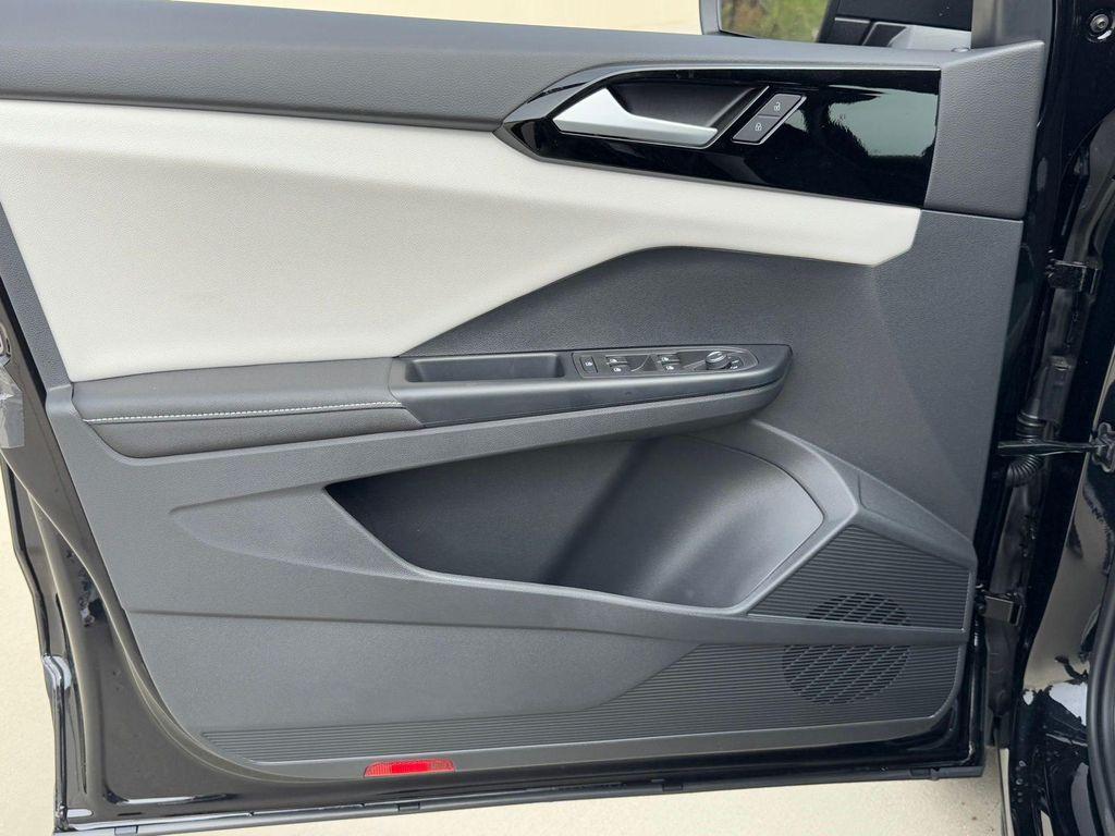 new 2025 Volkswagen Taos car, priced at $27,752