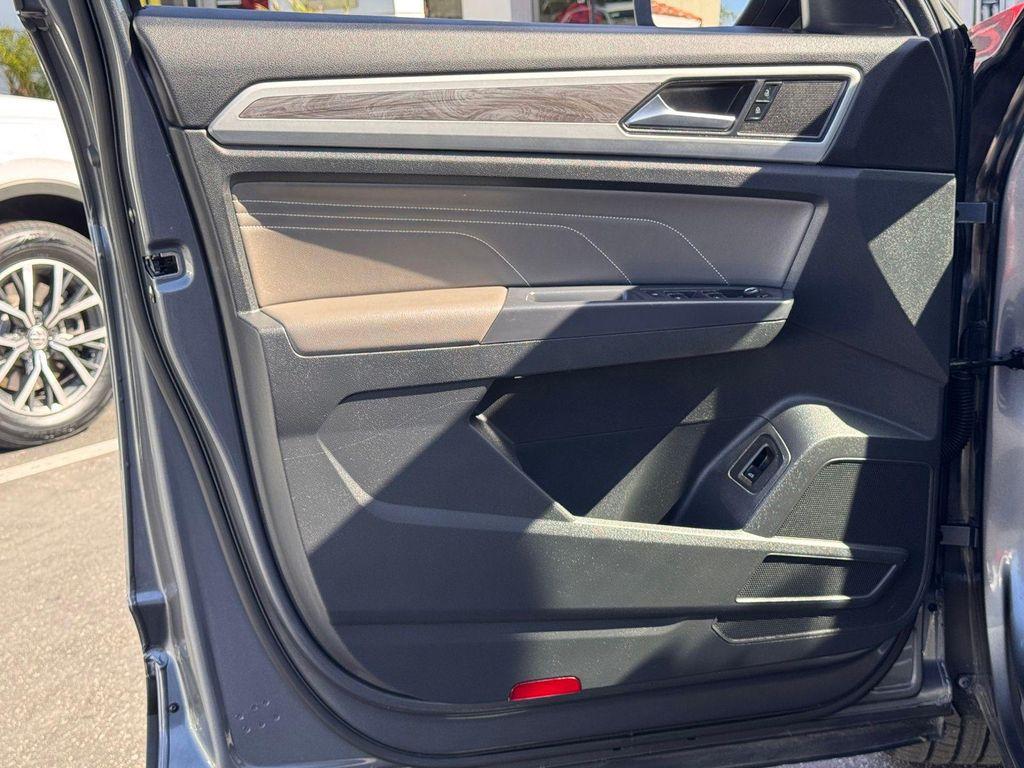 used 2021 Volkswagen Atlas Cross Sport car, priced at $25,995