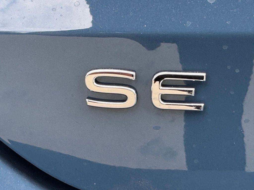 new 2025 Volkswagen Taos car, priced at $32,290