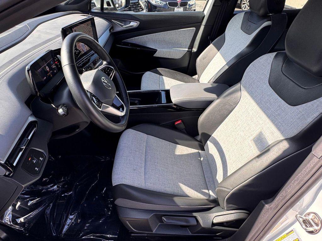 used 2024 Volkswagen ID.4 car, priced at $23,995