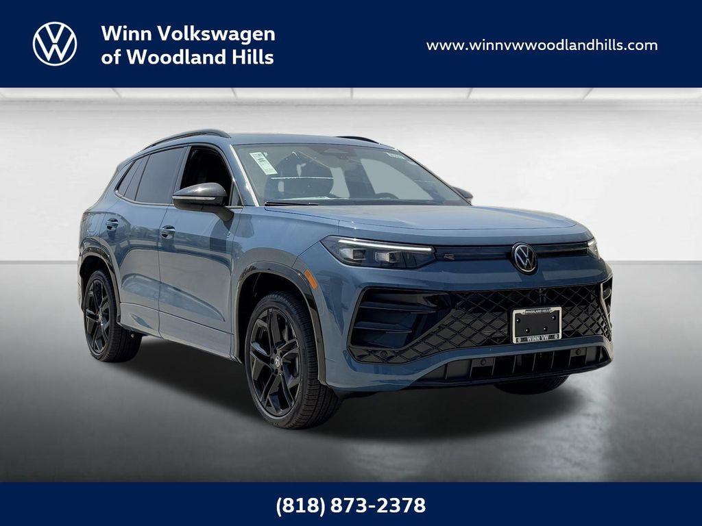 new 2025 Volkswagen Tiguan car, priced at $39,709