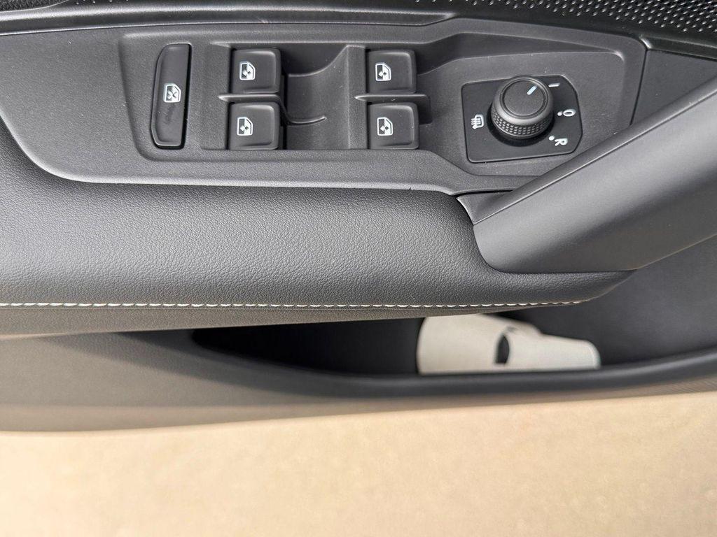 new 2025 Volkswagen Tiguan car, priced at $32,271