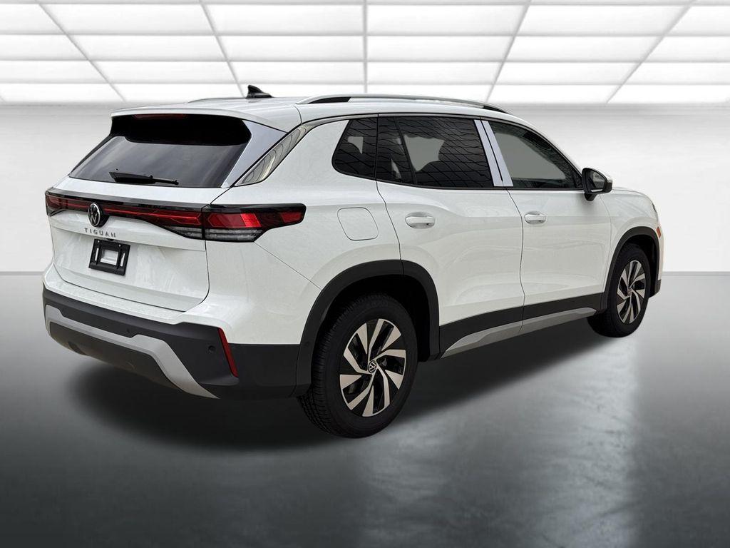 new 2025 Volkswagen Tiguan car, priced at $32,271