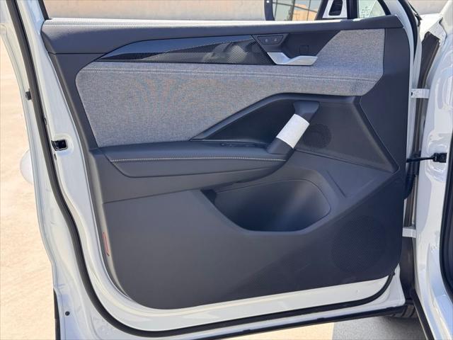 new 2025 Volkswagen Tiguan car, priced at $31,621