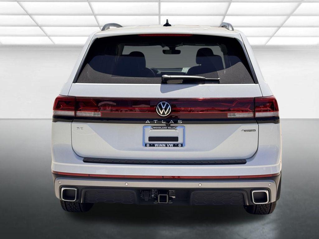 new 2025 Volkswagen Atlas car, priced at $49,711
