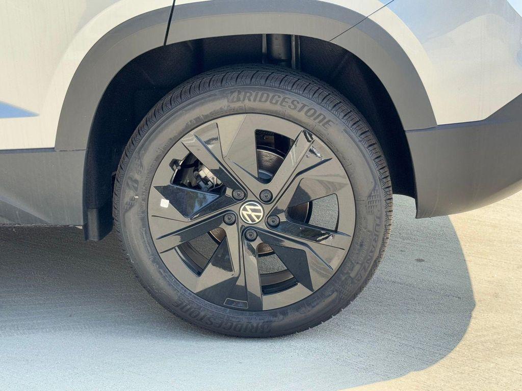 new 2025 Volkswagen Taos car, priced at $32,141