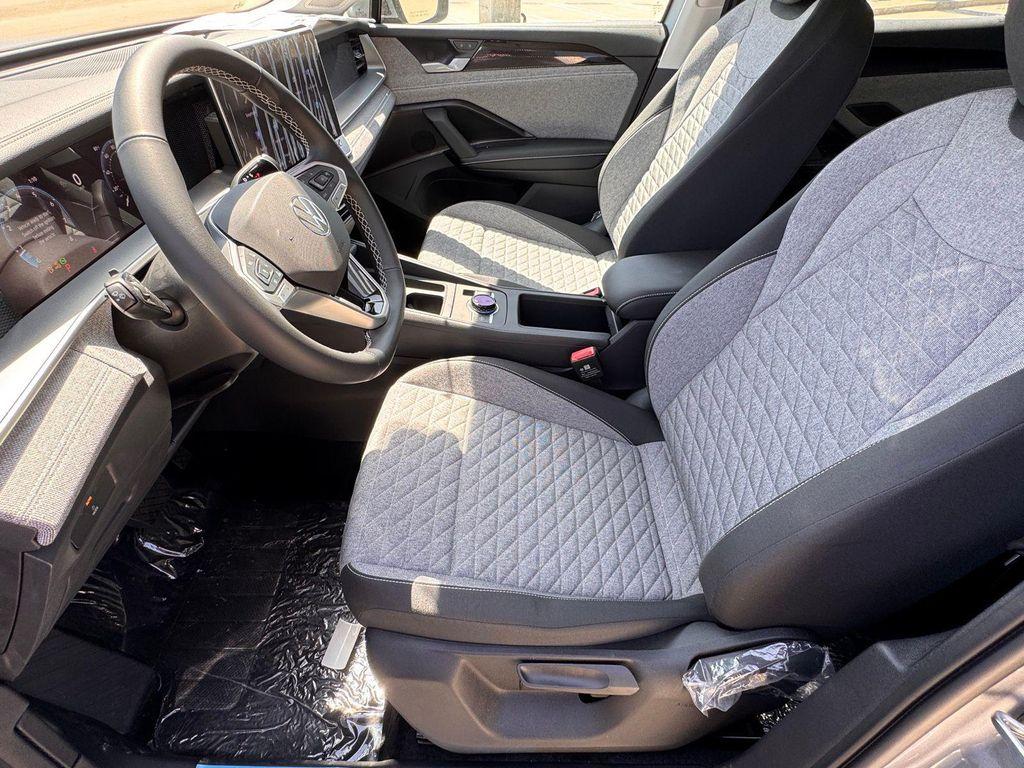 new 2025 Volkswagen Tiguan car, priced at $32,271