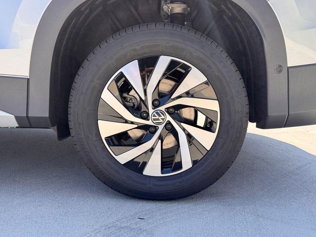 new 2025 Volkswagen Tiguan car, priced at $32,271