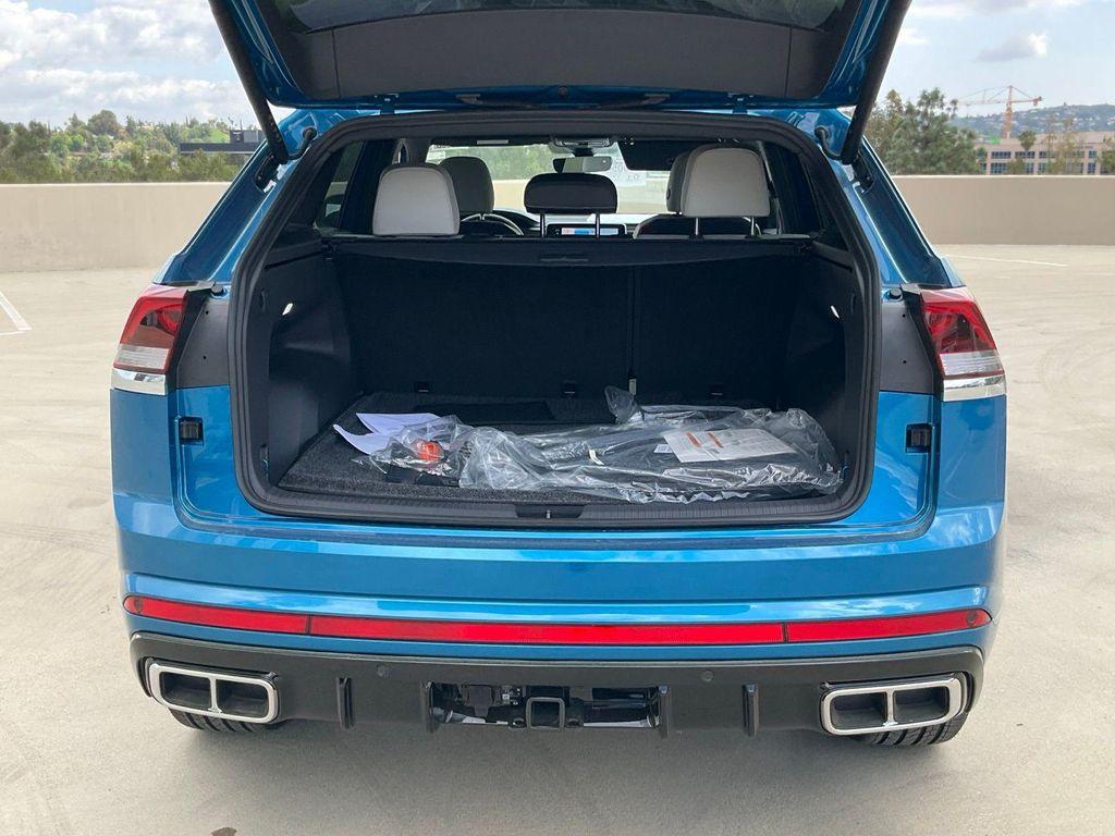 new 2025 Volkswagen Atlas Cross Sport car, priced at $54,576