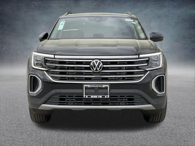 new 2025 Volkswagen Atlas car, priced at $45,654