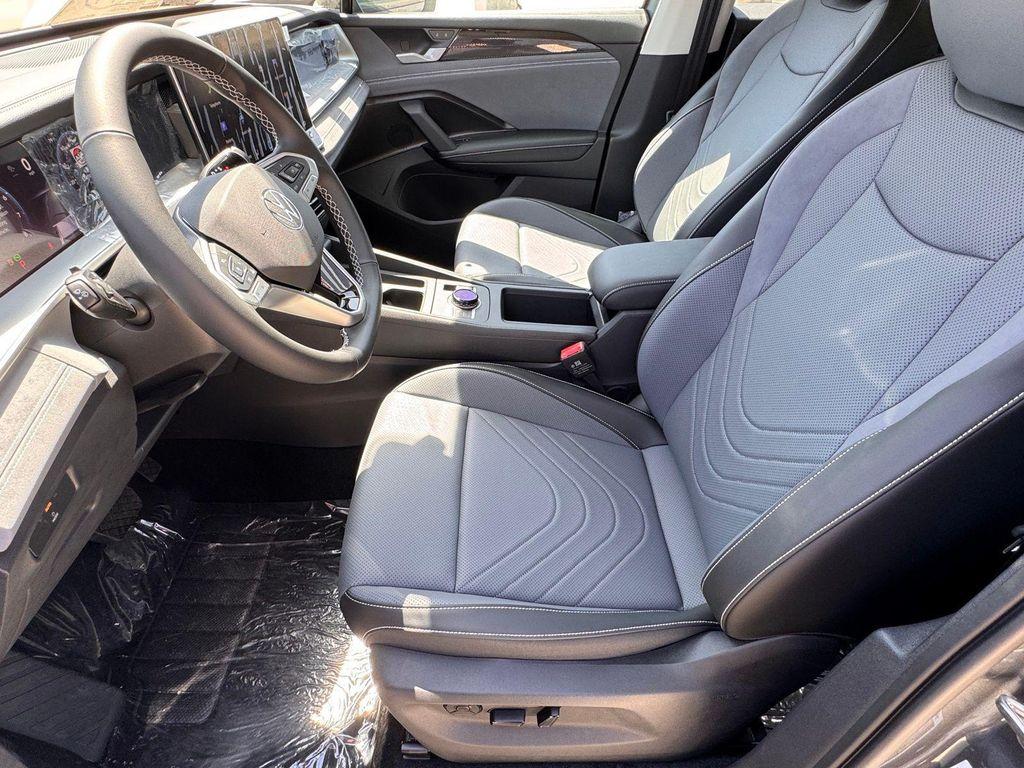 new 2025 Volkswagen Tiguan car, priced at $35,466