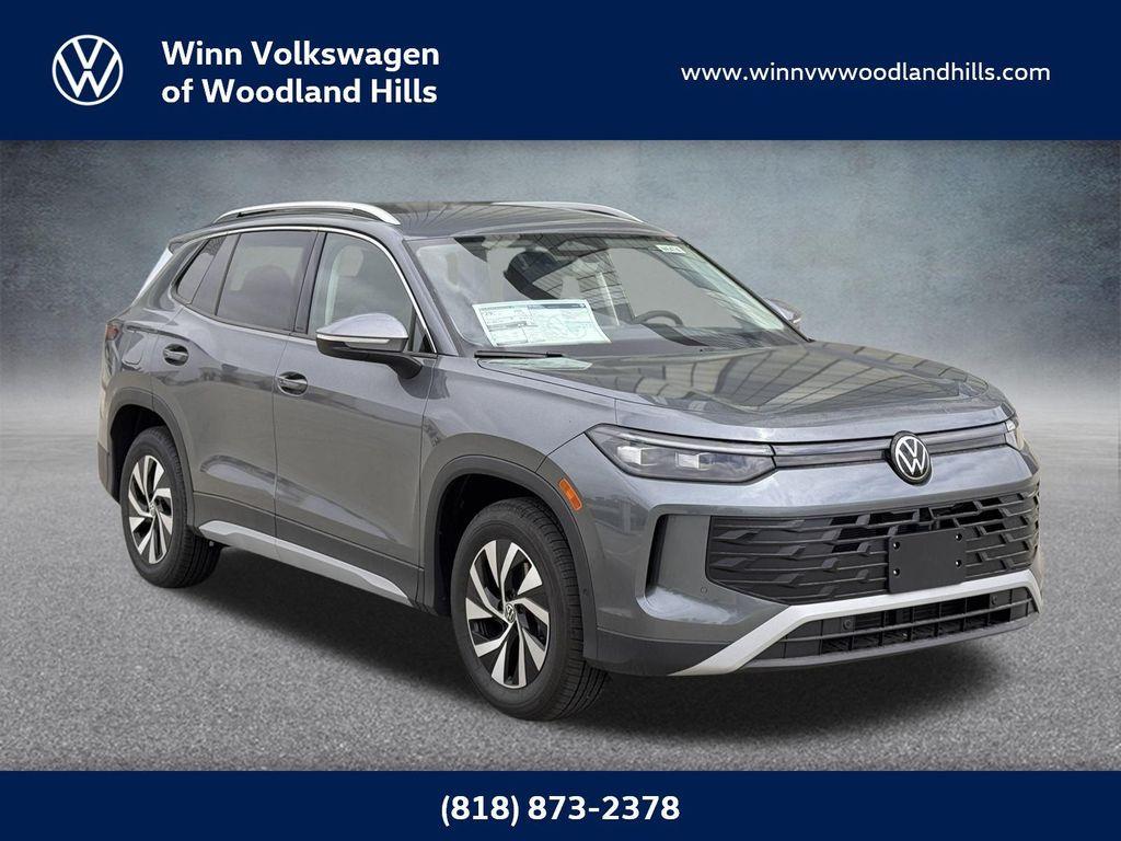 new 2025 Volkswagen Tiguan car, priced at $31,621