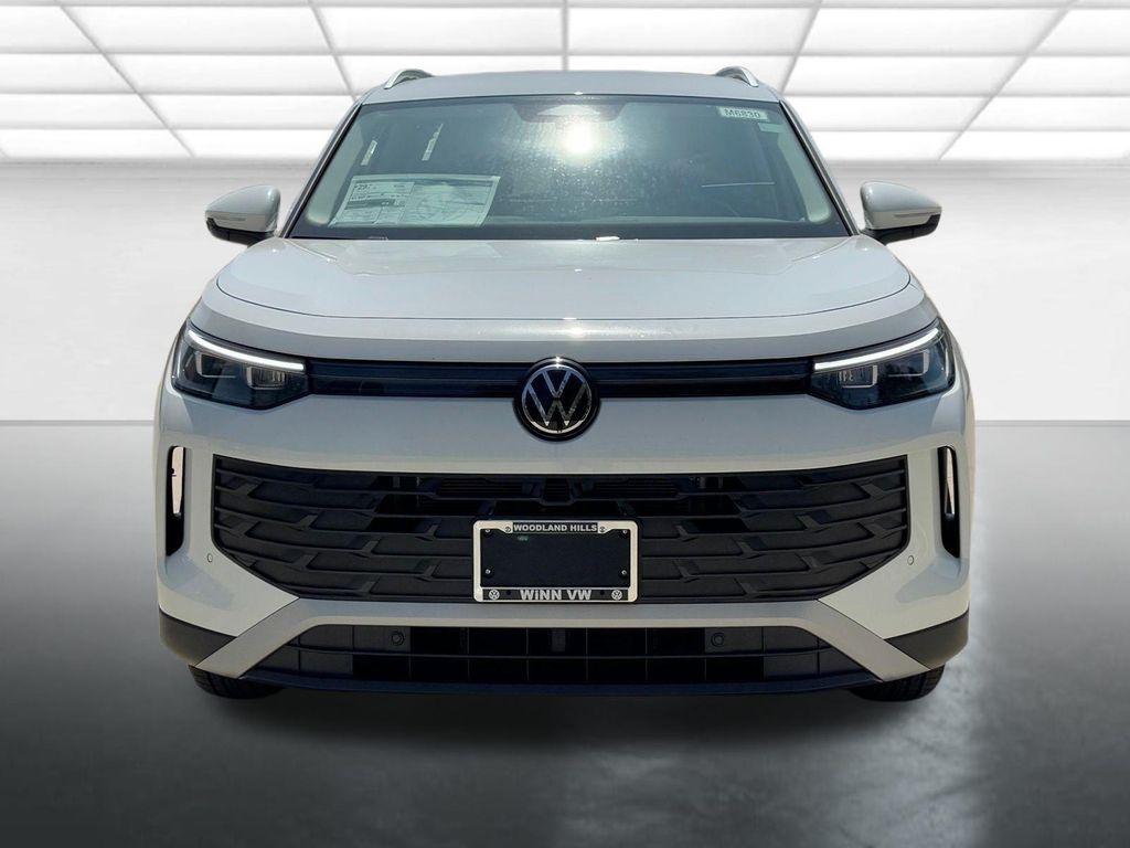 new 2025 Volkswagen Tiguan car, priced at $32,382
