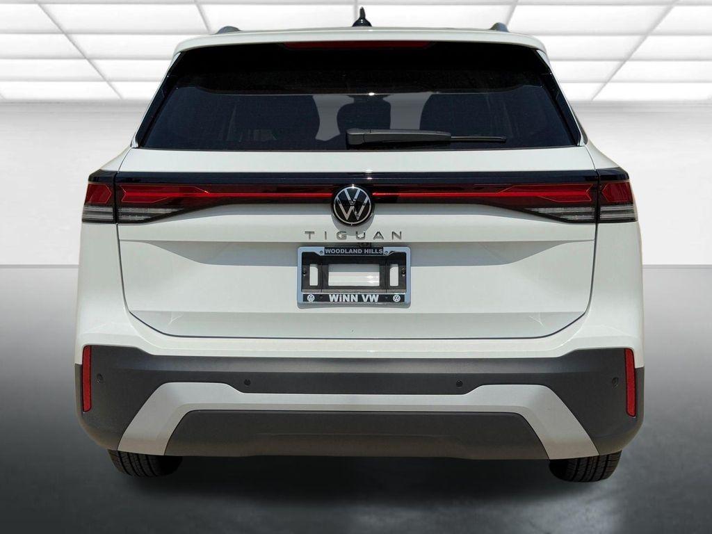 new 2025 Volkswagen Tiguan car, priced at $32,382