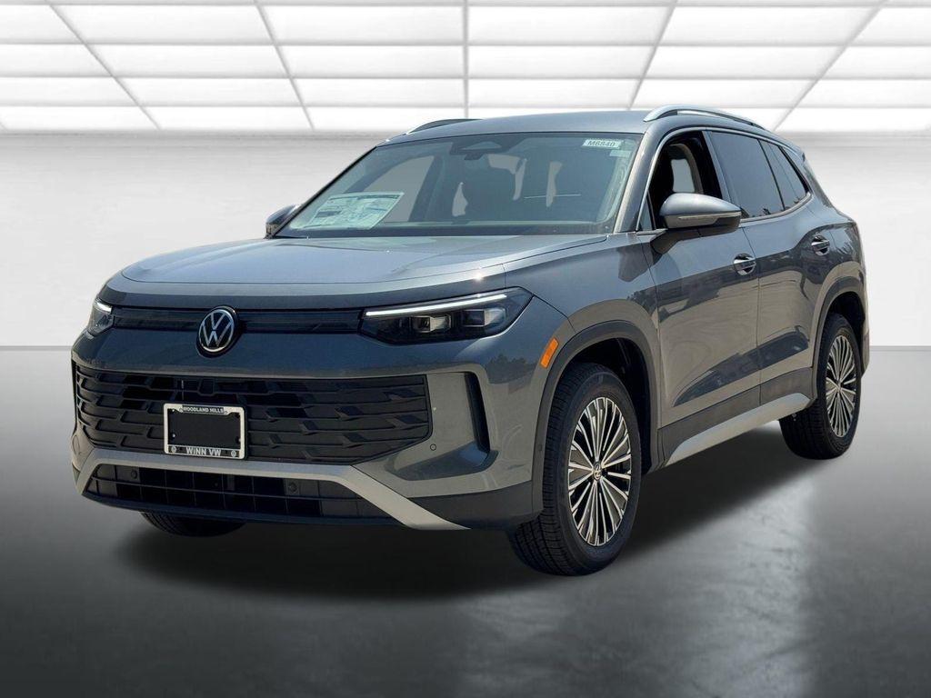new 2025 Volkswagen Tiguan car, priced at $31,705