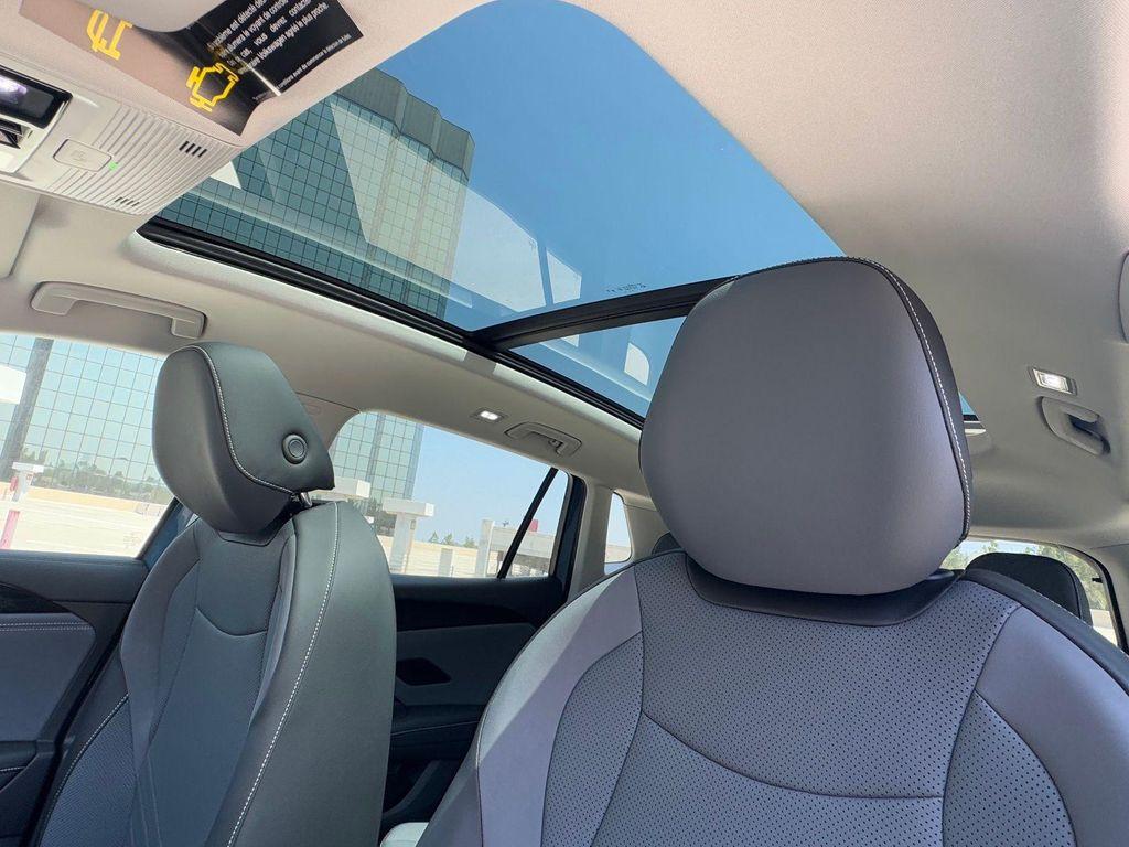 new 2025 Volkswagen Tiguan car, priced at $38,326