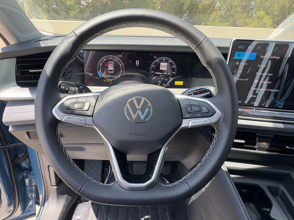 new 2025 Volkswagen Tiguan car, priced at $38,326