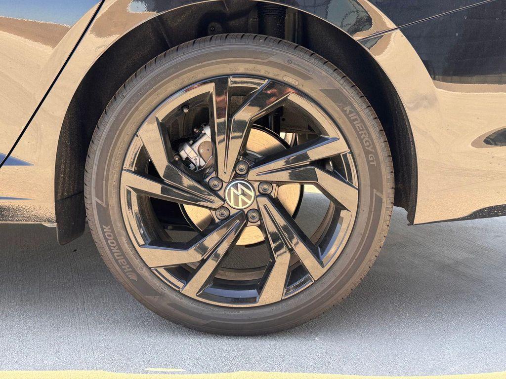 new 2025 Volkswagen Jetta car, priced at $28,256