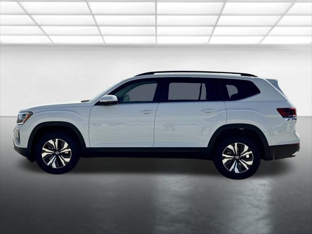 new 2025 Volkswagen Atlas car, priced at $39,999