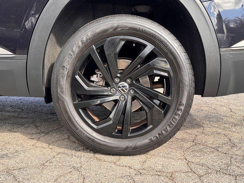 used 2023 Volkswagen Atlas car, priced at $28,995