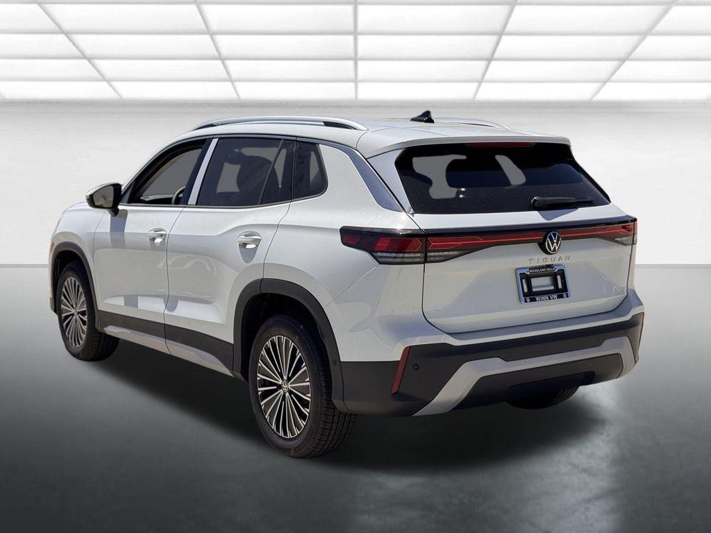 new 2025 Volkswagen Tiguan car, priced at $31,705