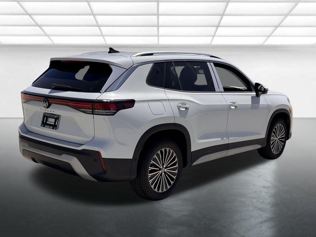 new 2025 Volkswagen Tiguan car, priced at $31,705