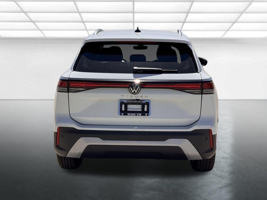 new 2025 Volkswagen Tiguan car, priced at $31,705