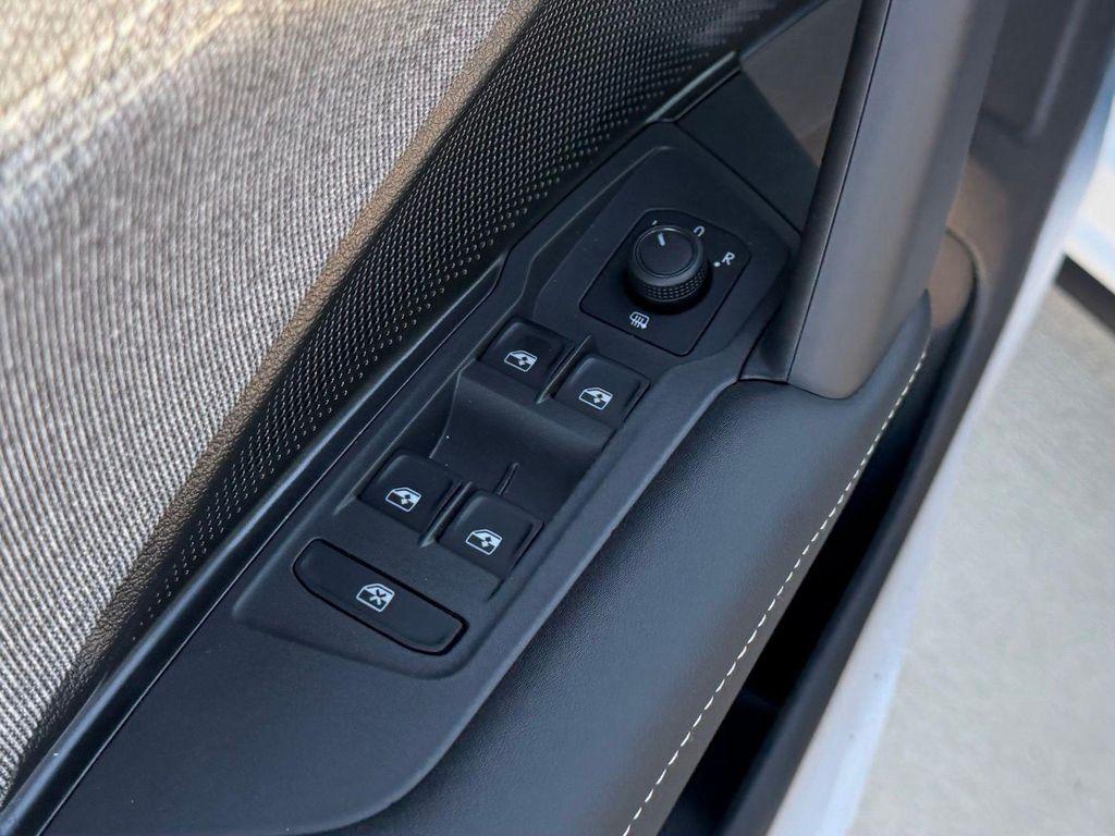 new 2026 Volkswagen Tiguan car, priced at $32,881