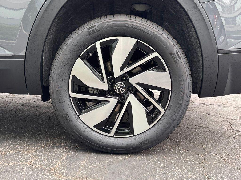 new 2026 Volkswagen Atlas car, priced at $49,791