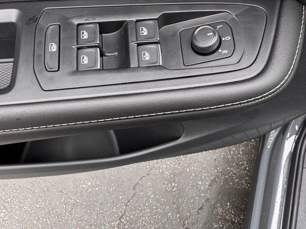 new 2026 Volkswagen Atlas car, priced at $49,791