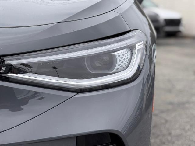 new 2025 Volkswagen ID.4 car, priced at $53,056