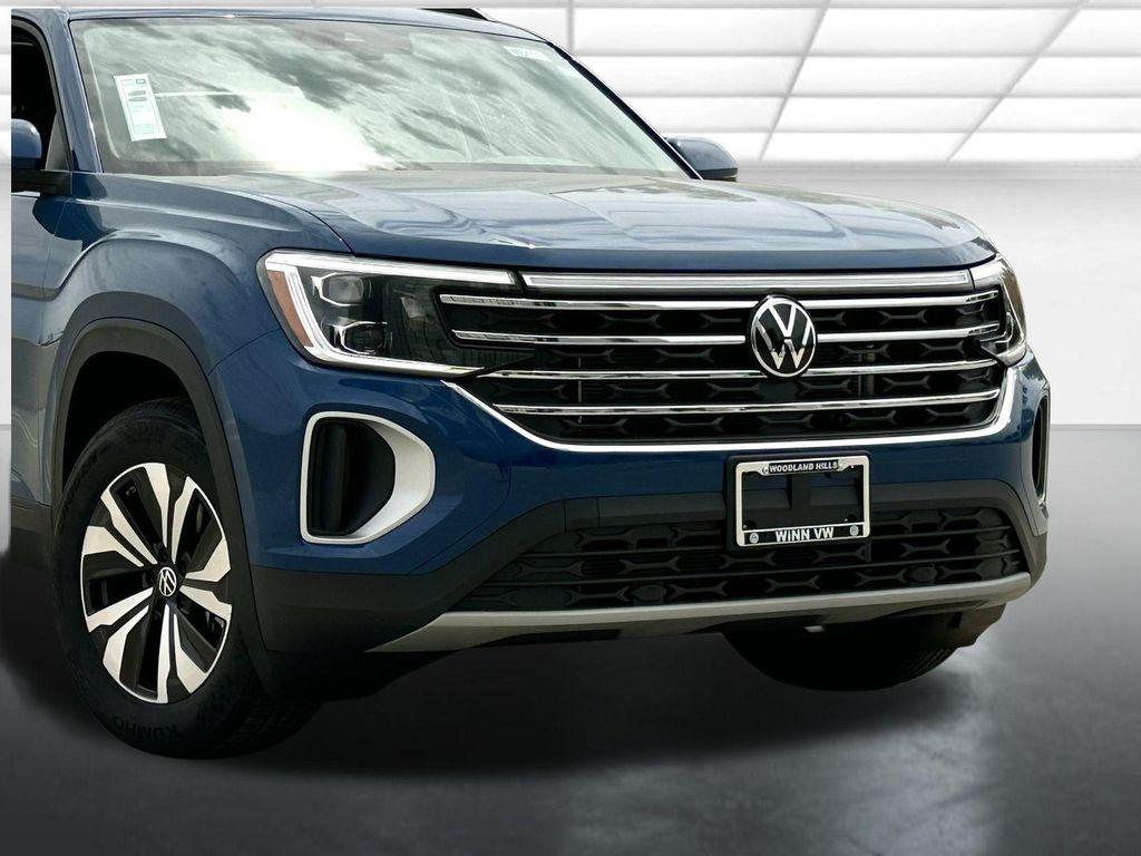 new 2025 Volkswagen Atlas car, priced at $40,446