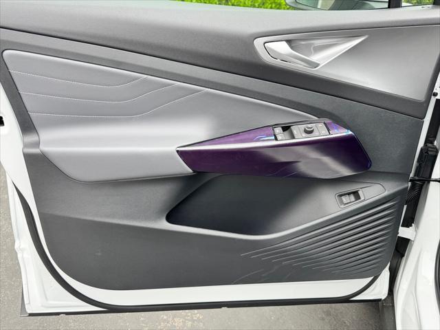 new 2025 Volkswagen ID.4 car, priced at $56,216