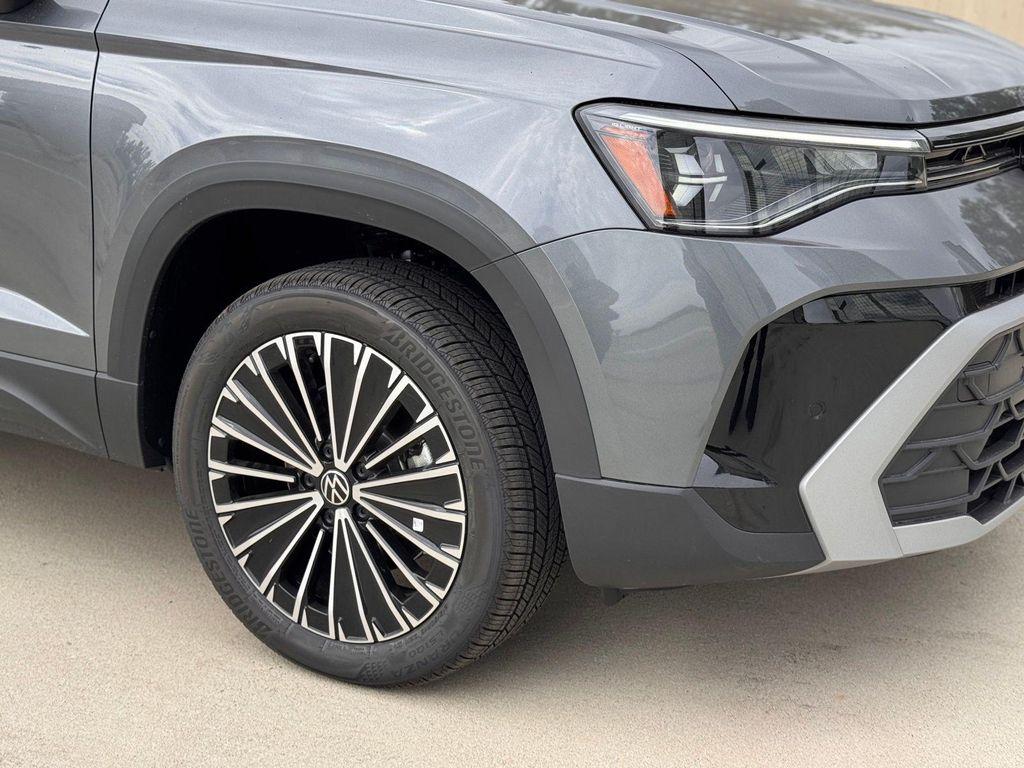 new 2025 Volkswagen Taos car, priced at $31,895
