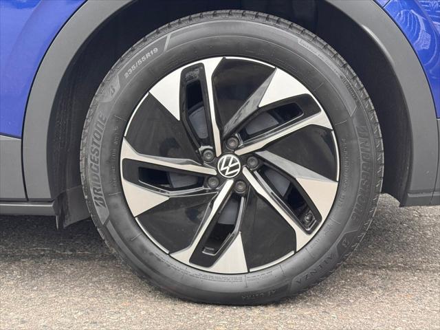 used 2021 Volkswagen ID.4 car, priced at $23,995